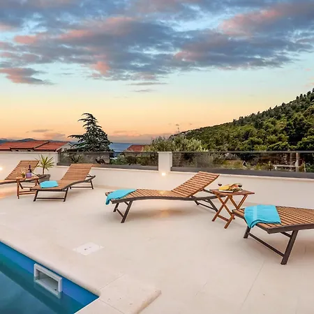 1 Bedroom Awesome In * Klek